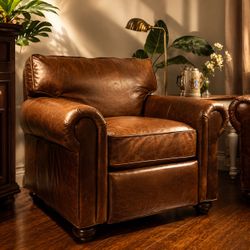 Restoration Hardware Leather Lancaster Recliner – Like New – $5,565 Retail – Luxury RH Club Chair