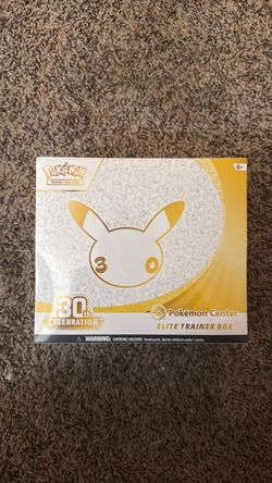 Pokémon center 30th celebration etb