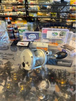 (Murrieta) Penn Int. 12 VI New single speed salt water fishing conventional reel.