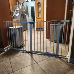 Adjustable Pressure Gate 30"-108" (Auto Close)