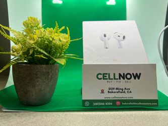 Apple AirPods 4th gen
