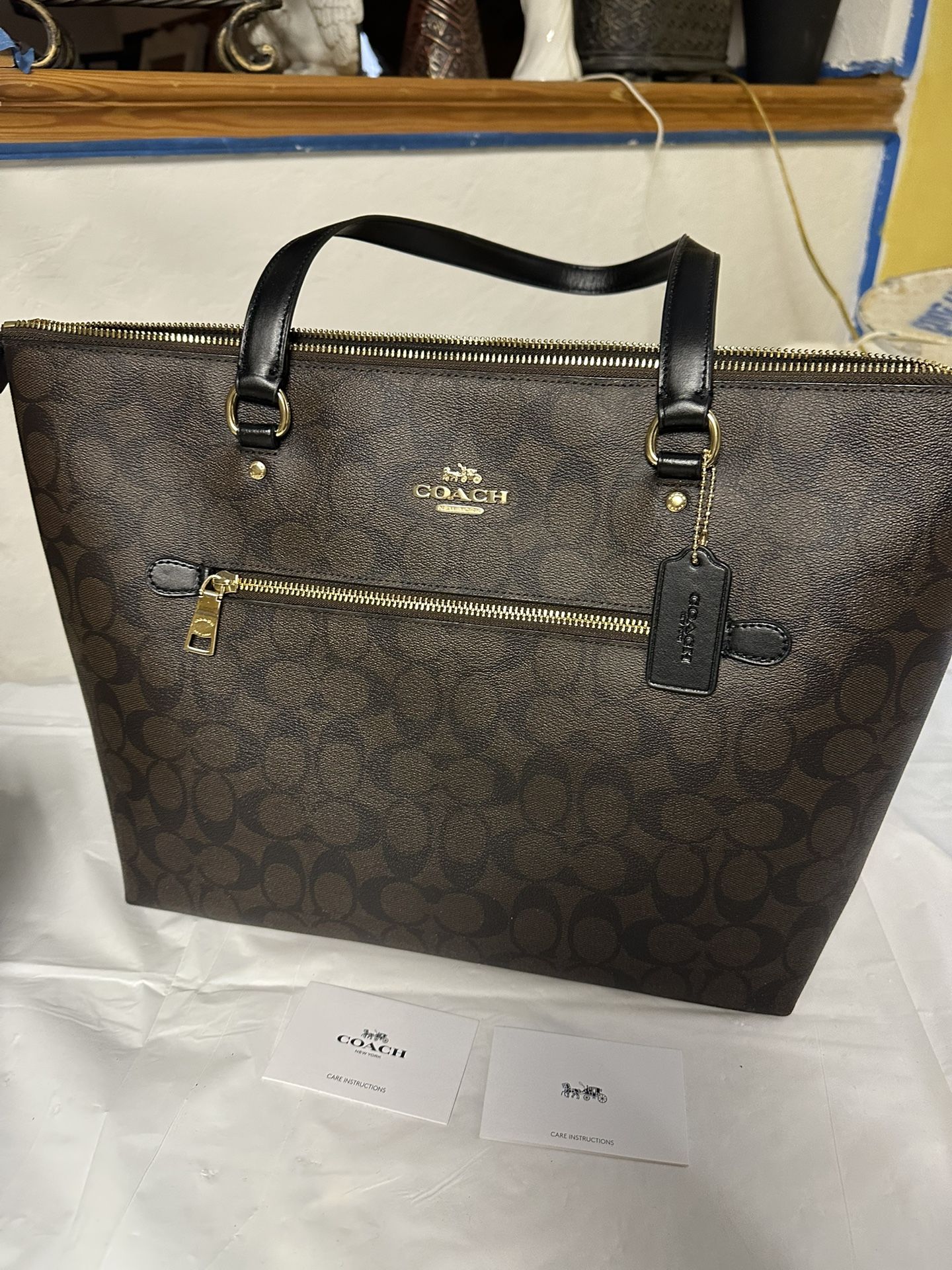 🌟Coach Shoulder Tote Bag - New🌟