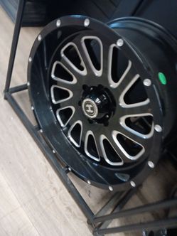 20x10 hardcore rims 6 lug 6x139 6x5.5 on new tires 33 1250 20