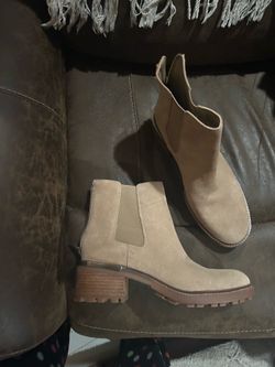 Vince camuto genuine leather