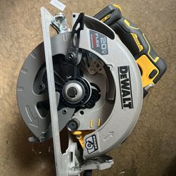 Dewalt Circular Saw Tool New