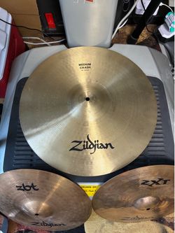 Zildjian cymbal 18 inch