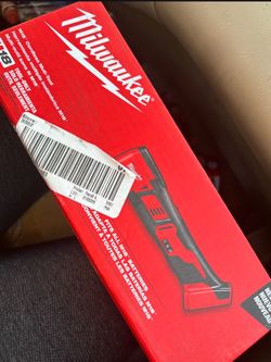 Milwaukee oscillating multi tool