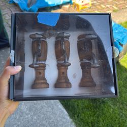 Bee & Willow 3 Set Of Metal Hooks