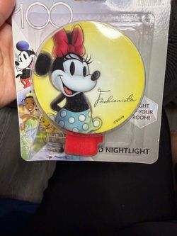 Minnie light night