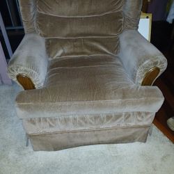 Estate Sale-Single Lounge Chair