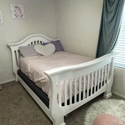 Full Size Bed/Bedframe Sturdy Dresser/Vanity And desk