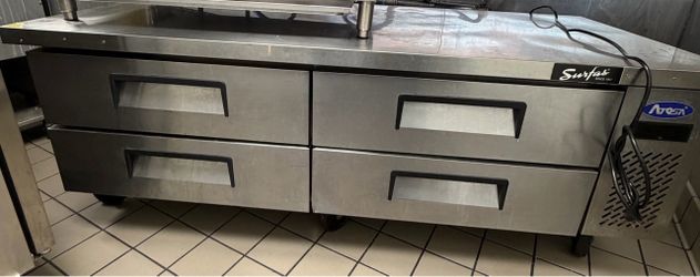 Chef base refrigerator