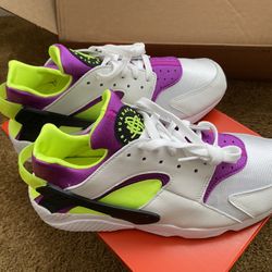 Nike Air Huarache NEON