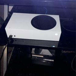 Xbox Series S with Hyper X Headset And Wired Controller