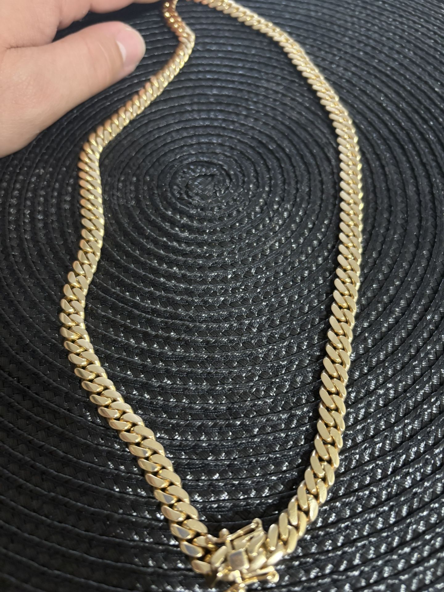 Vendo Candena De 14k , Pesa 119g