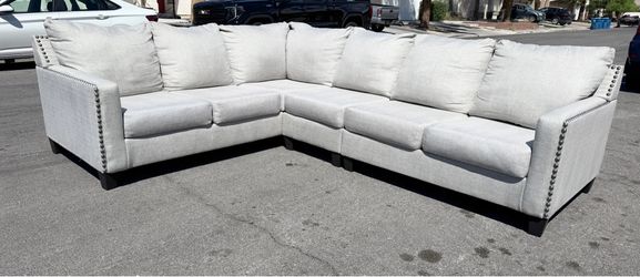 Sectional couch sofa (Delivery Available)