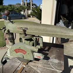 DeWalt Radial Arm Saw