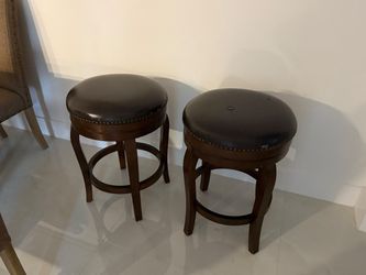 Set of 3 Backless Swivel Bar Stools