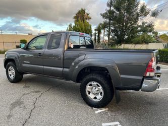 2011 Toyota Tacoma PreRunner