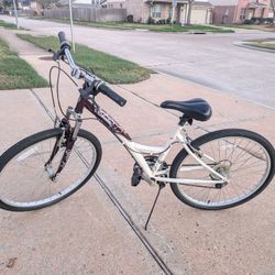 Columbia Northway - 26" wheels Mountain bike 