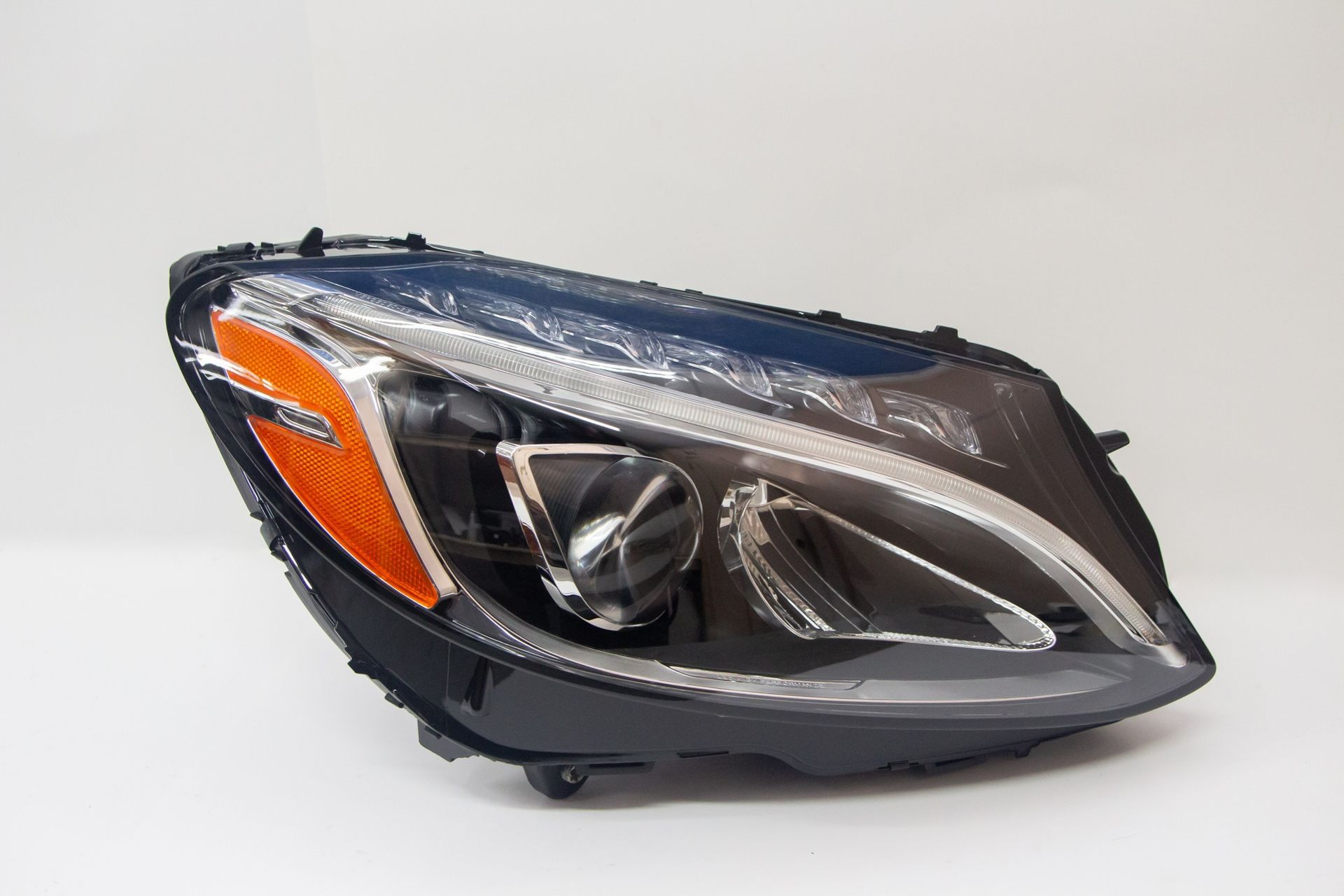 2015-2018 Mercedes C Class C300 Right Passenger Headlight Original Oem