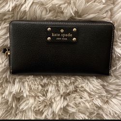 Kate Spade Leather Wallet- SEE DESCRIPTION