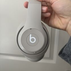 Beats Studio Pro