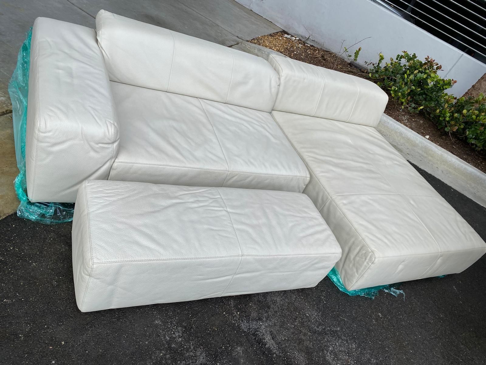 LEATHER Sofa with ottoman