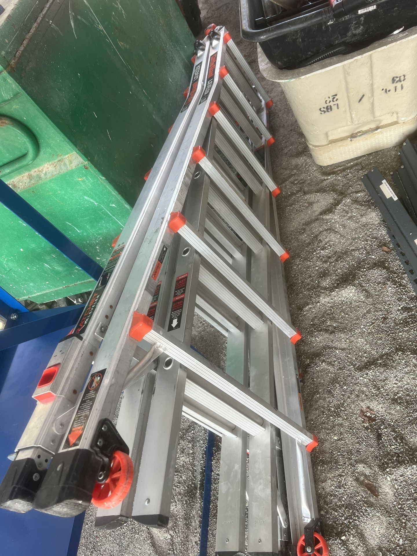 Leveler Ladder