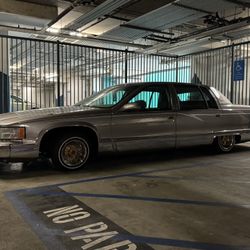 1996 CADILLAC BROUGHAM 