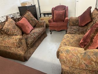 Gorgeous Living Room Set: Loveseat, Sofa, and Chair