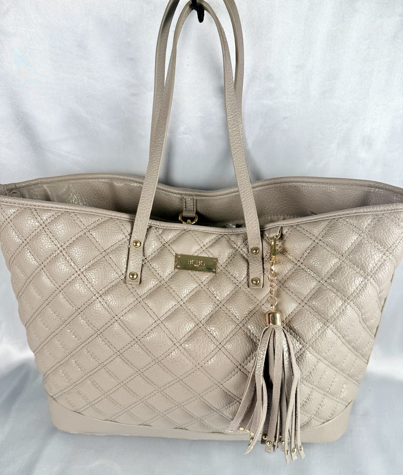 BCBG Paris Nude Beige Quilted Faux Vegan Leather Large Tote Carry Hand Bag Purse