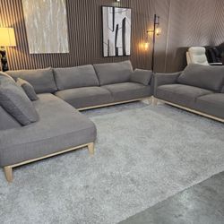 Macy's Jollene 3 Piece Sectional Sofa Loveseat Set Light Taupe Excellent Condition