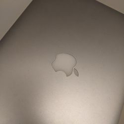 Macbook Air 13" Unlocked Working Fine