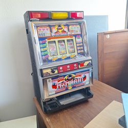 Plug In Slot Machine With Reusable Coins OBO