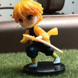 Demon Slayer Zenitsu 3 " Cake Topper (19)