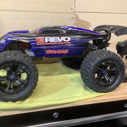 1/10 Traxxas E-Revo 6S