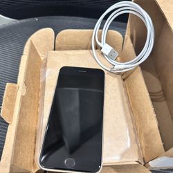 iPhone SE 3rd Gen (64GB)