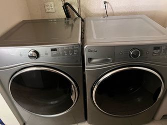 Whirlpool washer & gas dryer