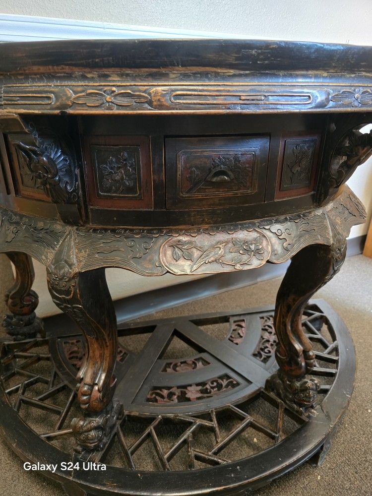 Vintage Chinese Qing Dynasty Style Hand-Carved Console or Altar Table.