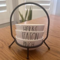 $15 - New Rae Dunn Artisan Collection PINCH, HERBS & SEASON Pinch Bowls set with display stand. Color - Creamy white  Measures 3 3/4” in diameter, 2 1