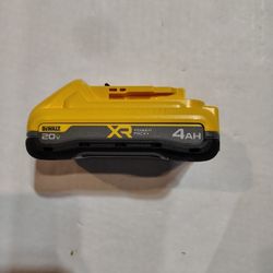 Dewalt 20v XR Powerpack 4AH Battery 