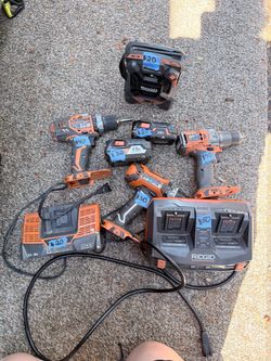 RIDGID 18V Cordless Tool Lot with Chargers