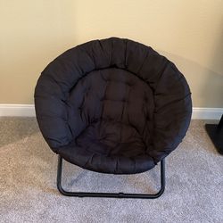 Black lazy boy gamer chair