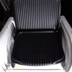 GRILLING MACHINE FOR 12 Hamburgers
