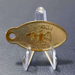 Llavero Bacardi Santiago De Cuba-virgen De La Caridad