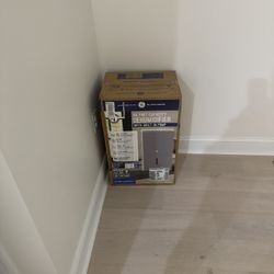 Floor Fan And Dehumidifier 