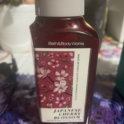 Japanese Cherry Blossom Foaming Soap 
