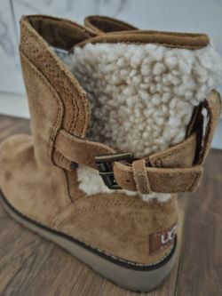 UGG Jayla Boots Youth Kids Girls 3 Tan Suede Shearling Pull On With Buckle