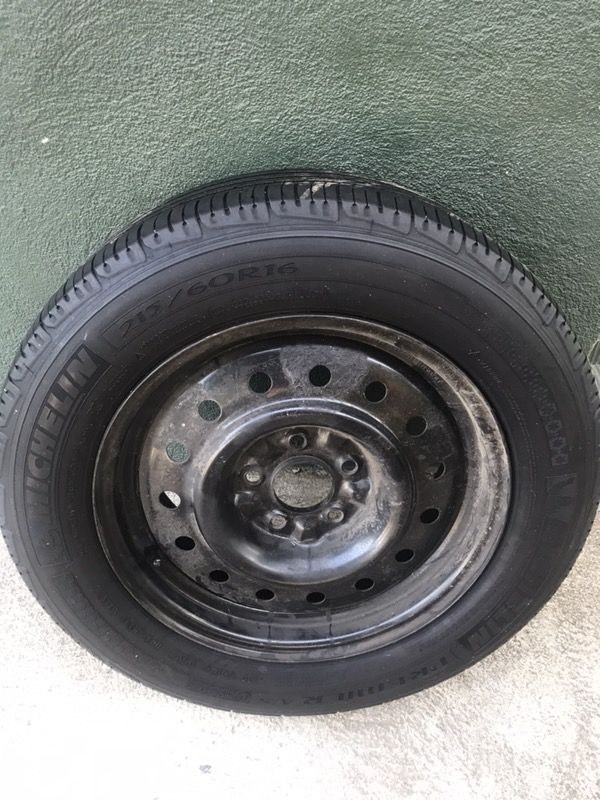 215/60R16 Tire with steel rim